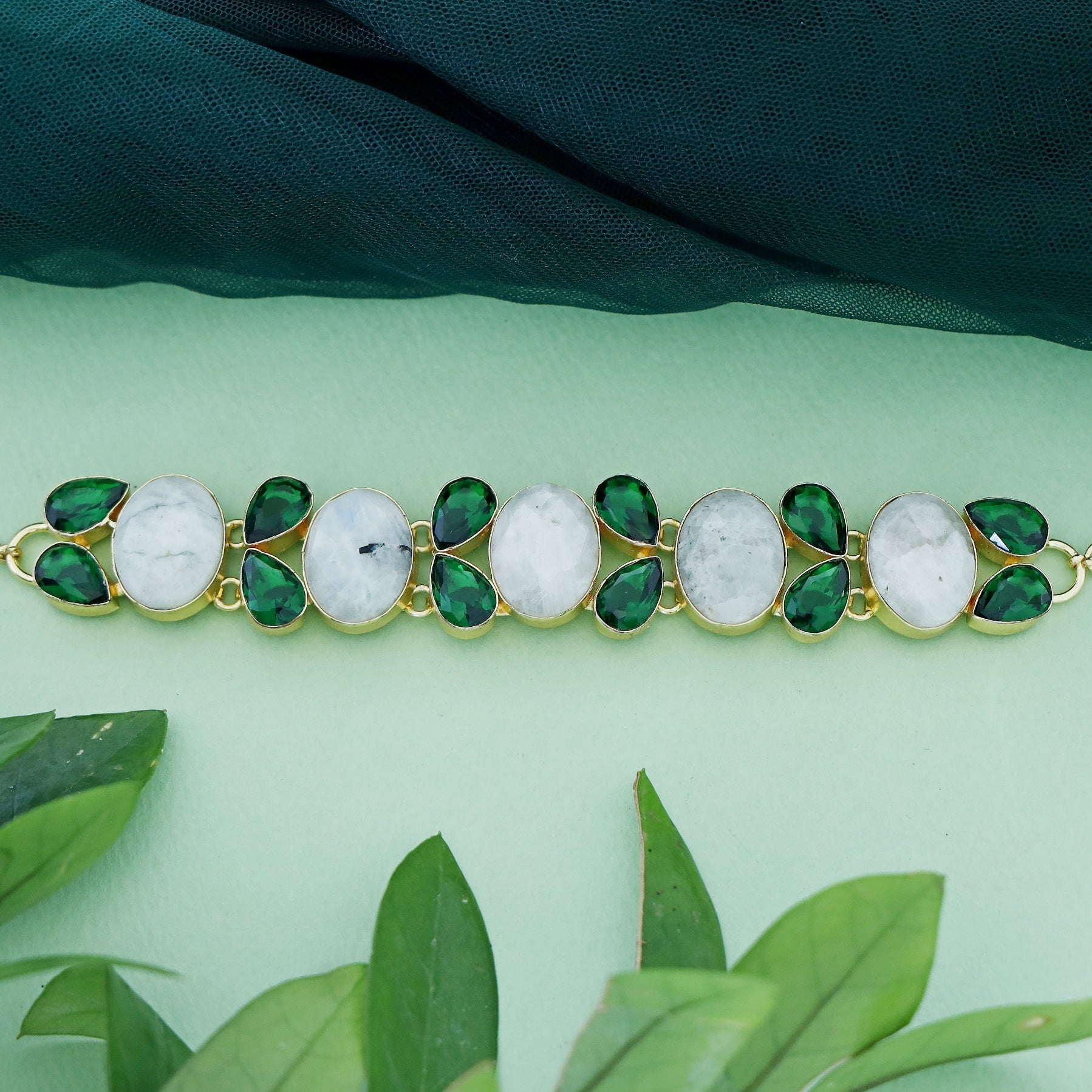 Green Tone Choker